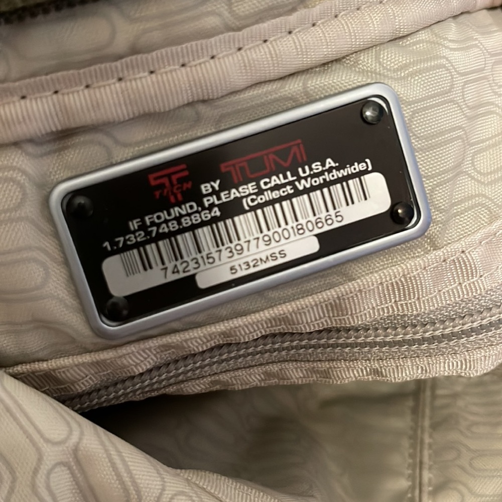 Tumi Alpha Travel Pocket Bag Small Purse - Picture 5 of 8